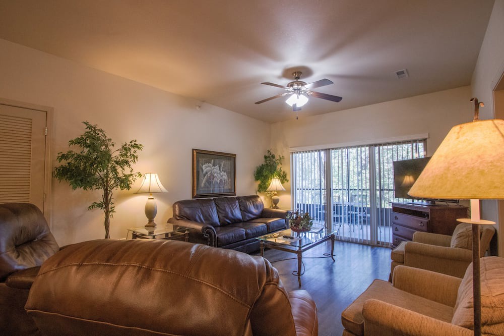 Photo of Livingroom in Branson West