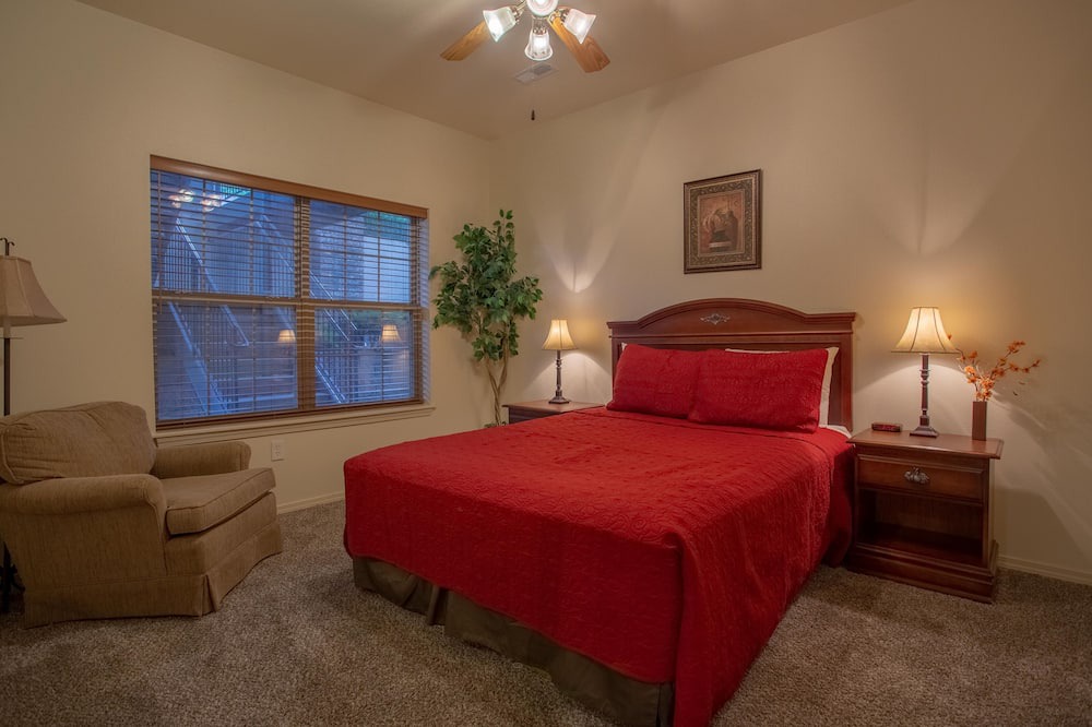 Photo of Bedroom in Branson West