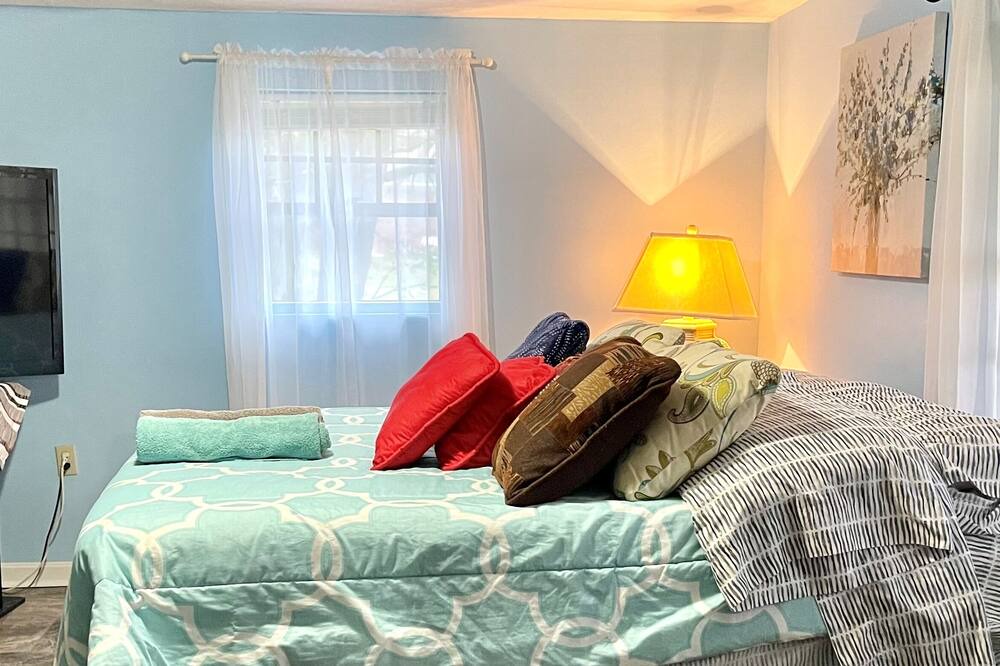Photo of Bedroom in Radcliff