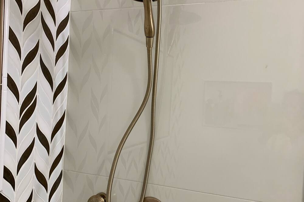 Photo of Bathroom in Lyndon