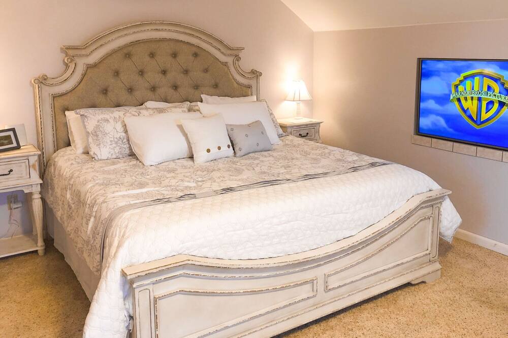 Photo of Bedroom in Branson
