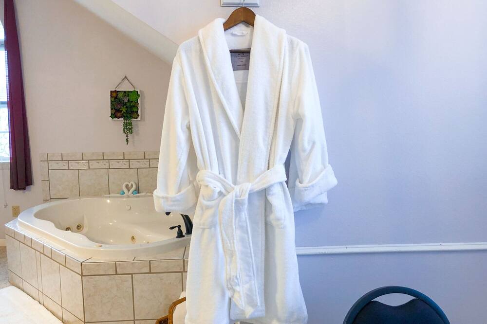 Photo of Bathroom in Branson