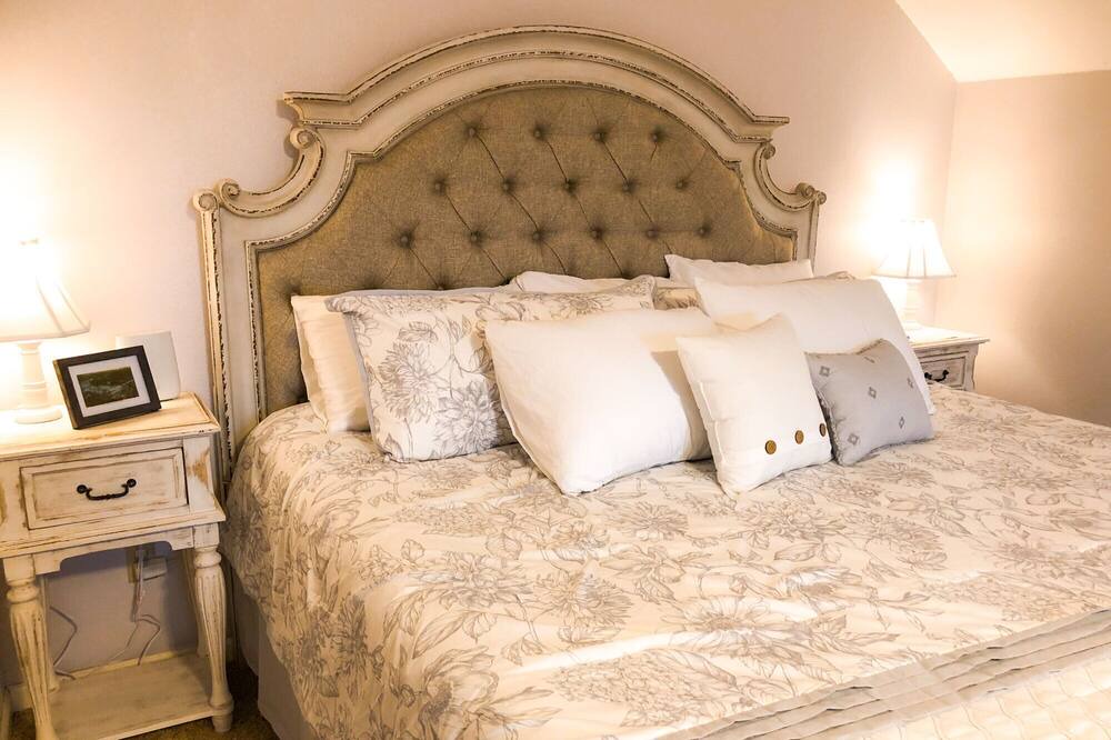 Photo of Bedroom in Branson