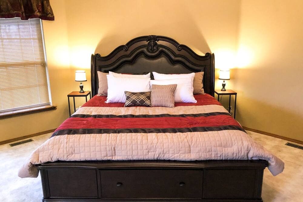 Photo of Bedroom in Branson