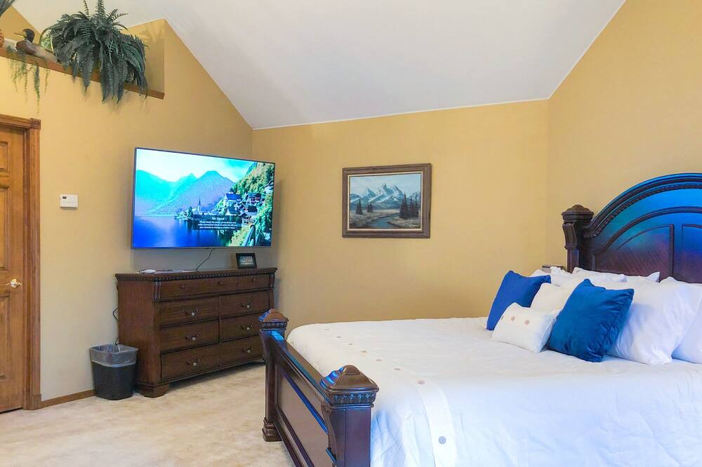 Photo of Bedroom in Branson