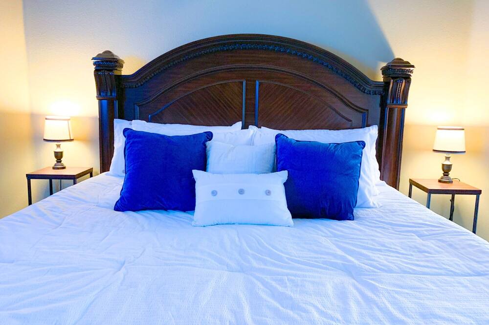 Photo of Bedroom in Branson