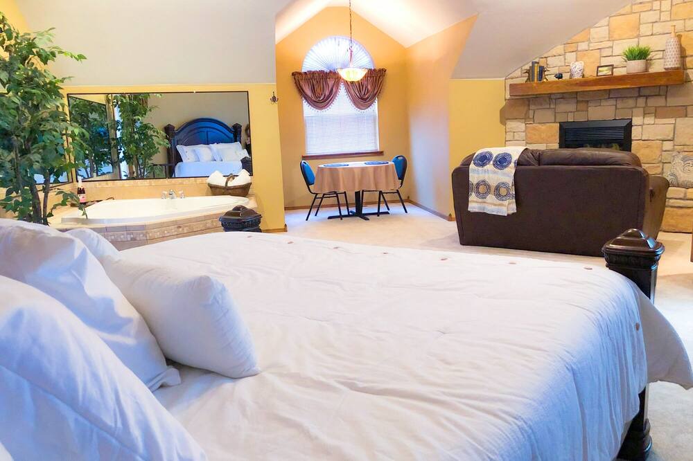 Photo of Bedroom in Branson