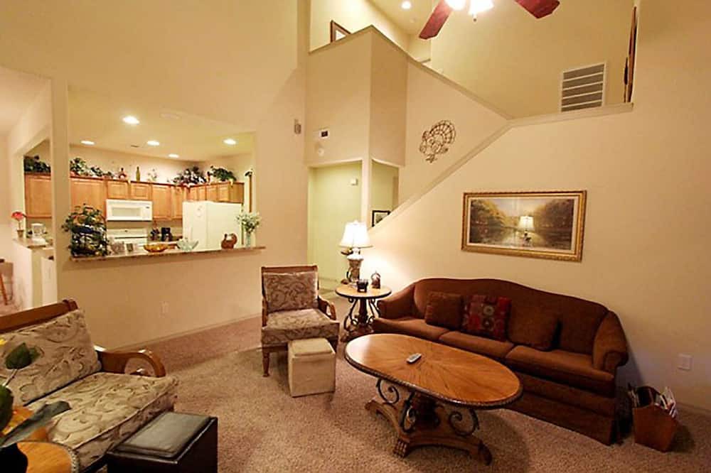 Photo of Livingroom in Branson West