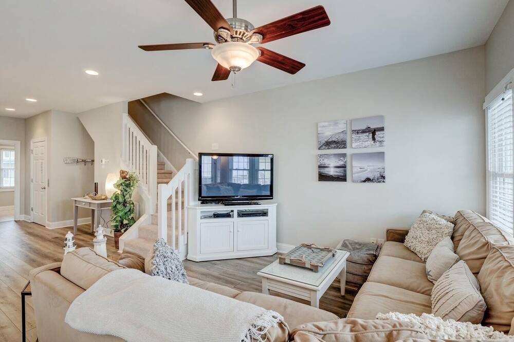 Photo of Bedroom in North Topsail Beach