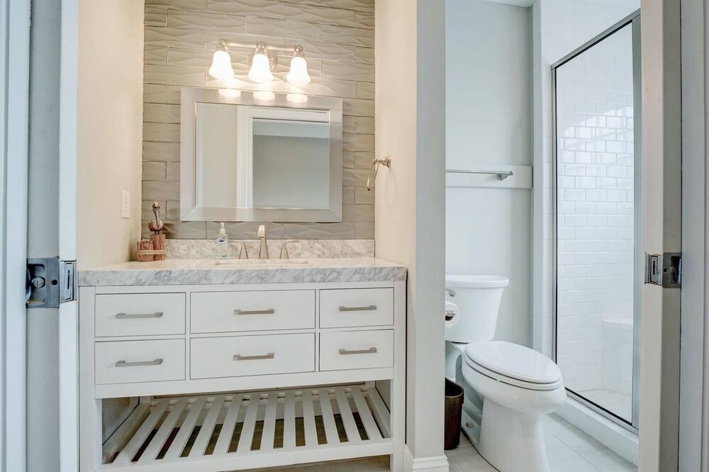Photo of Bathroom in North Topsail Beach