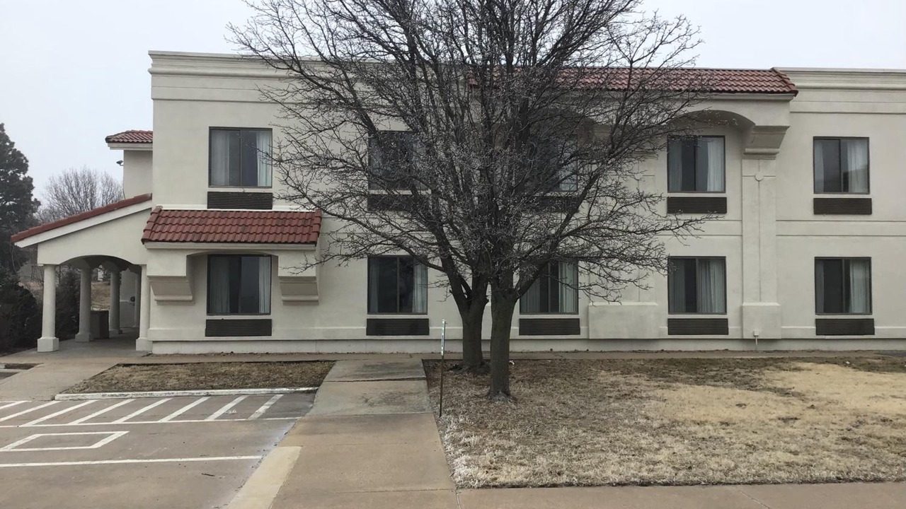 Photo of Outdoor in Pratt