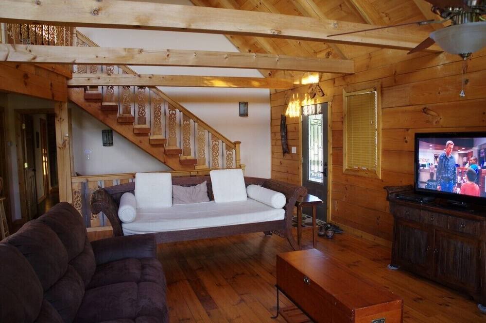 Photo of Livingroom in Makanda