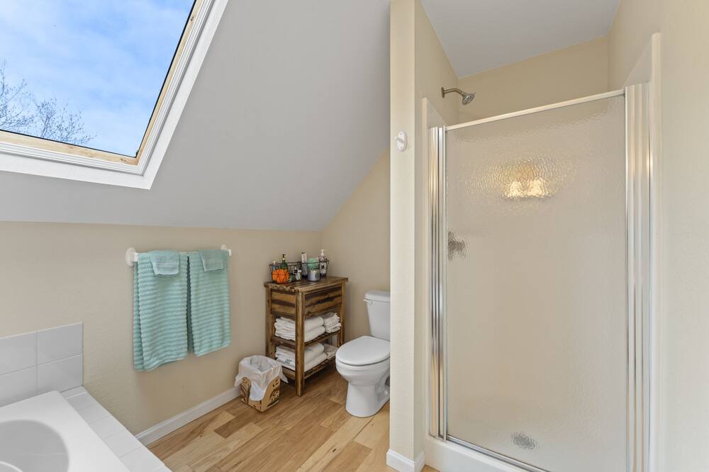 Photo of Bathroom in Rockaway Beach