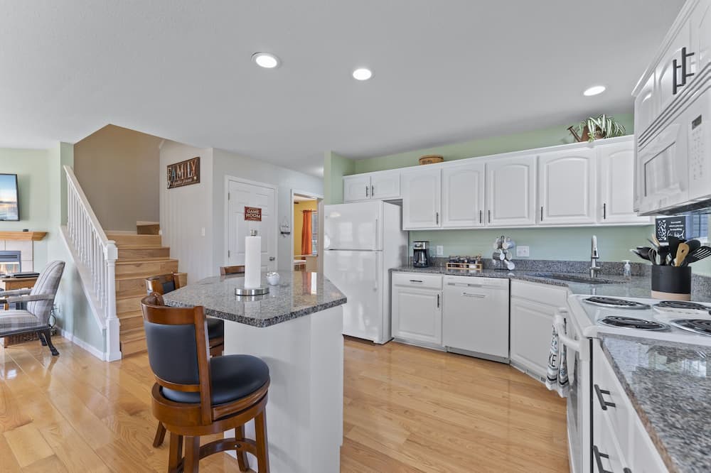 Photo of Kitchen in Rockaway Beach