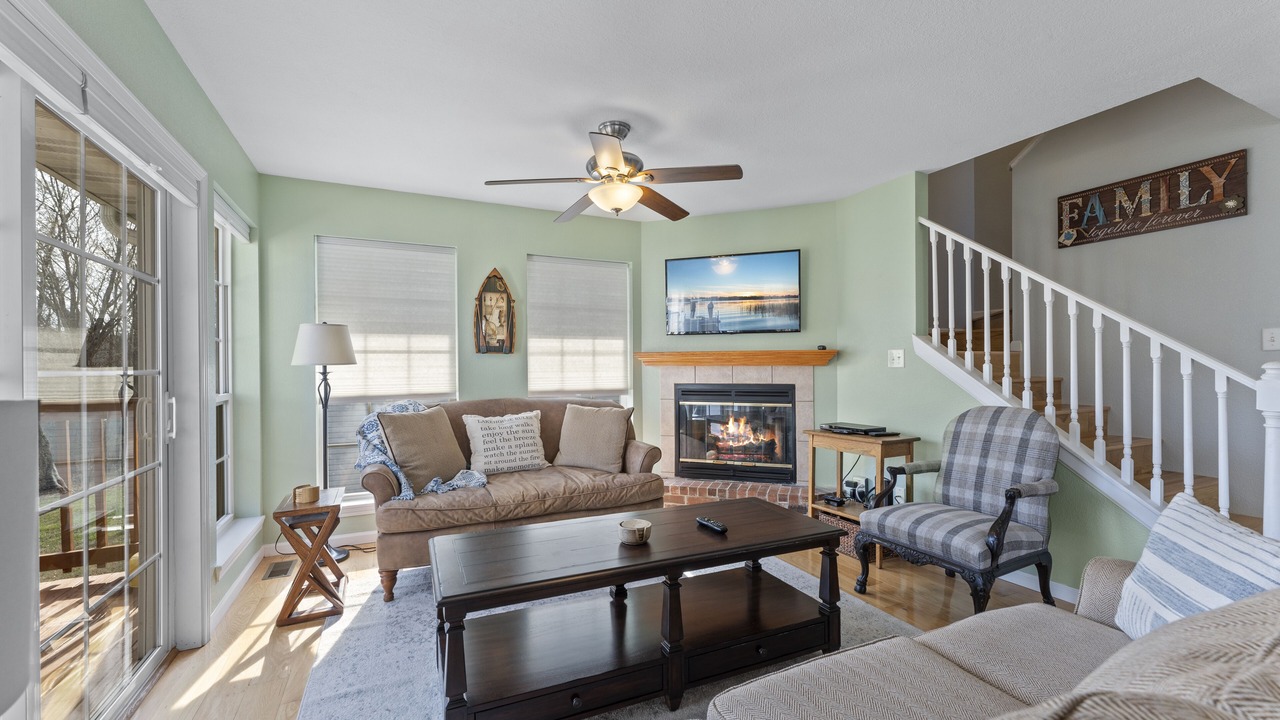 Photo of Livingroom in Rockaway Beach