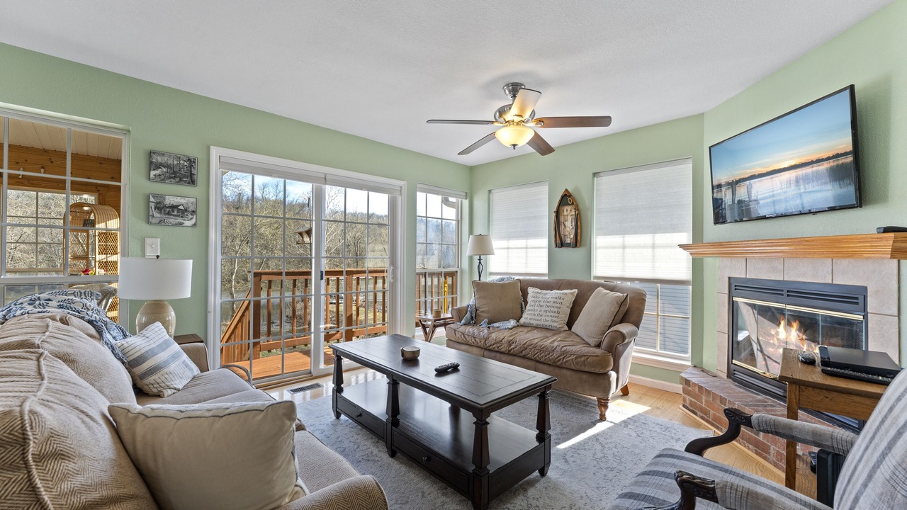 Photo of Livingroom in Rockaway Beach