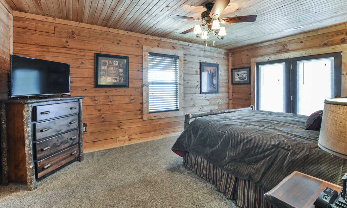 Photo of Others in Branson Cedars