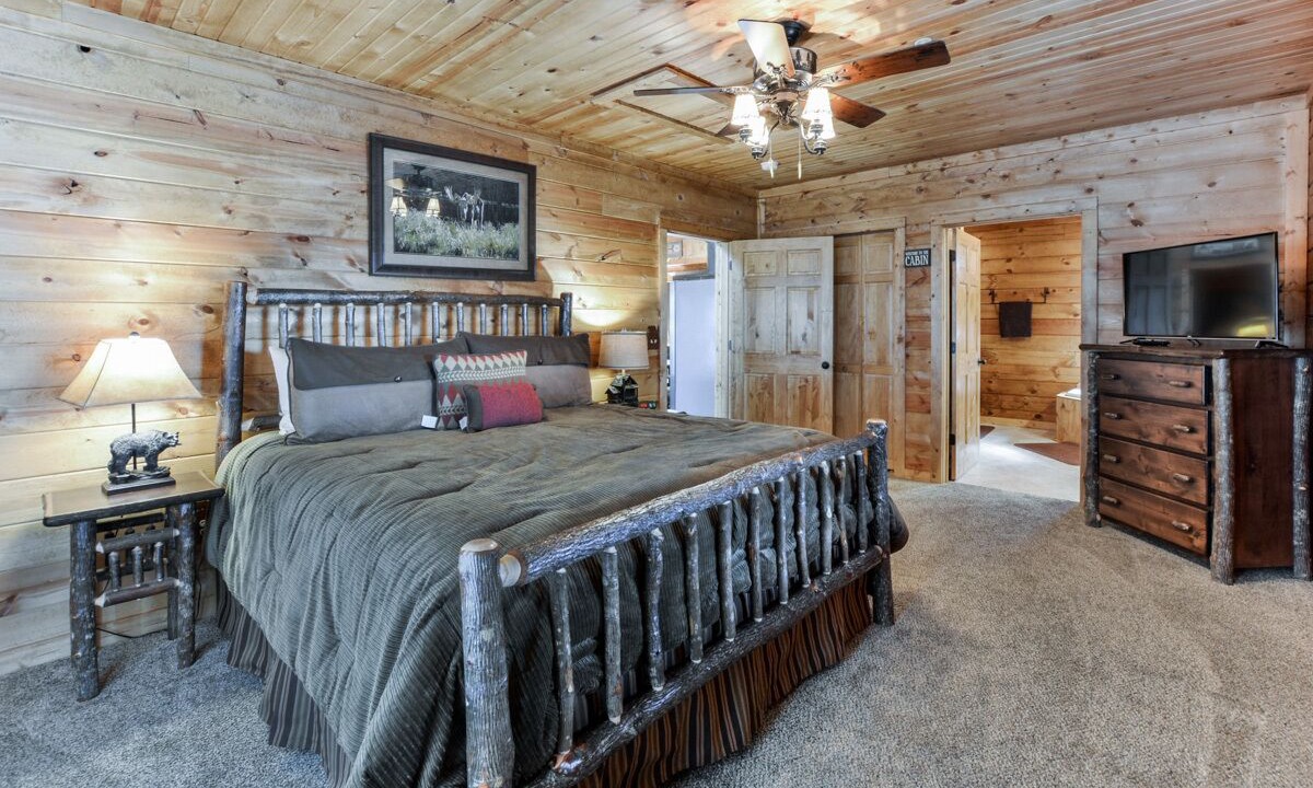 Photo of Others in Branson Cedars