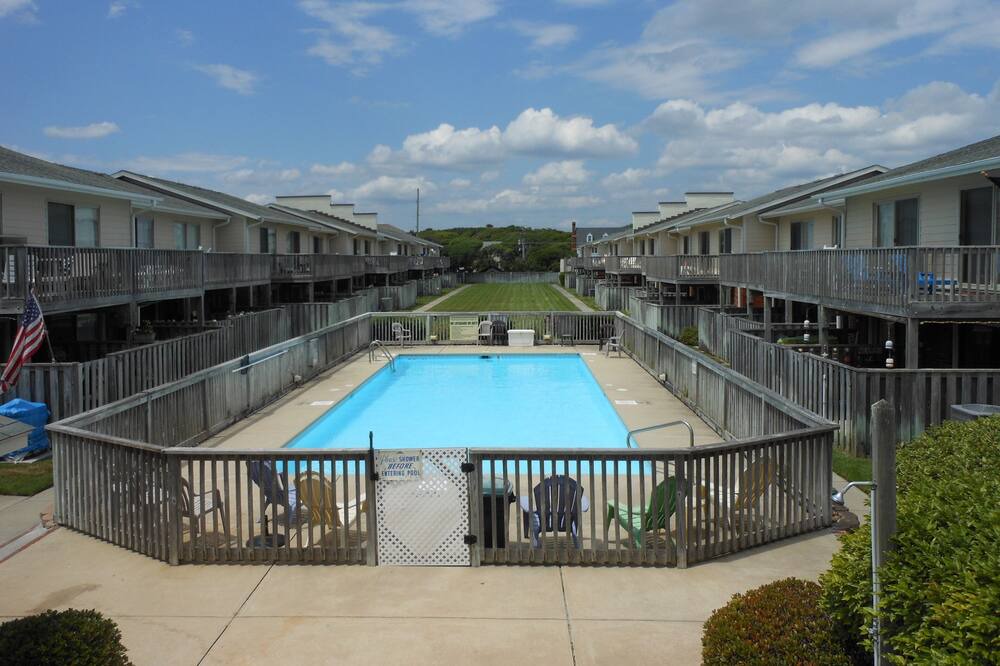 Photo of Outdoor in Pine Knoll Shores