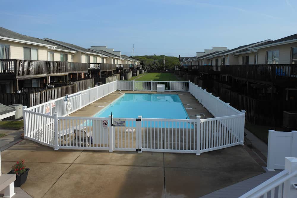 Photo of Outdoor in Pine Knoll Shores
