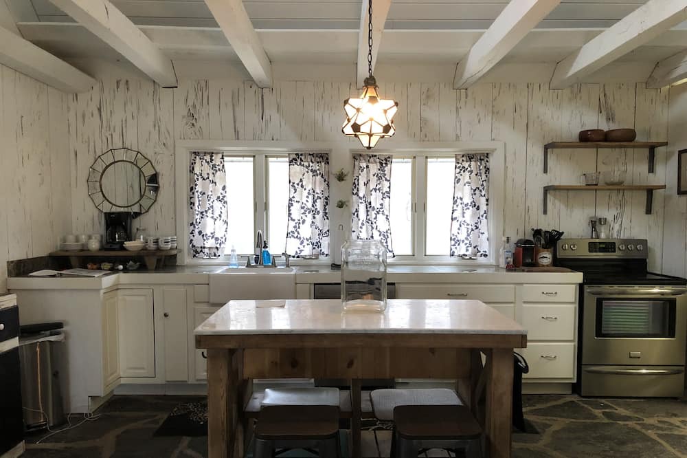 Photo of Kitchen in Wilburn