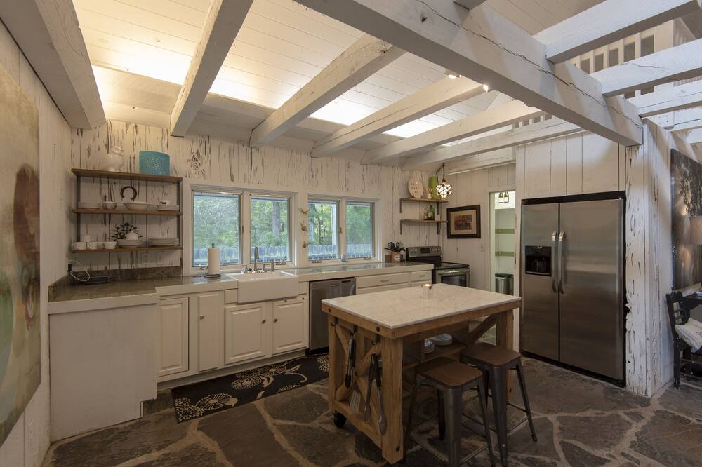 Photo of Kitchen in Wilburn