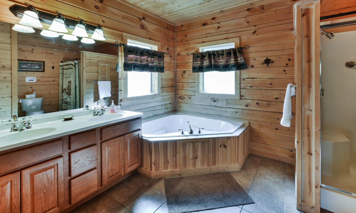 Photo of Others in Branson Cedars