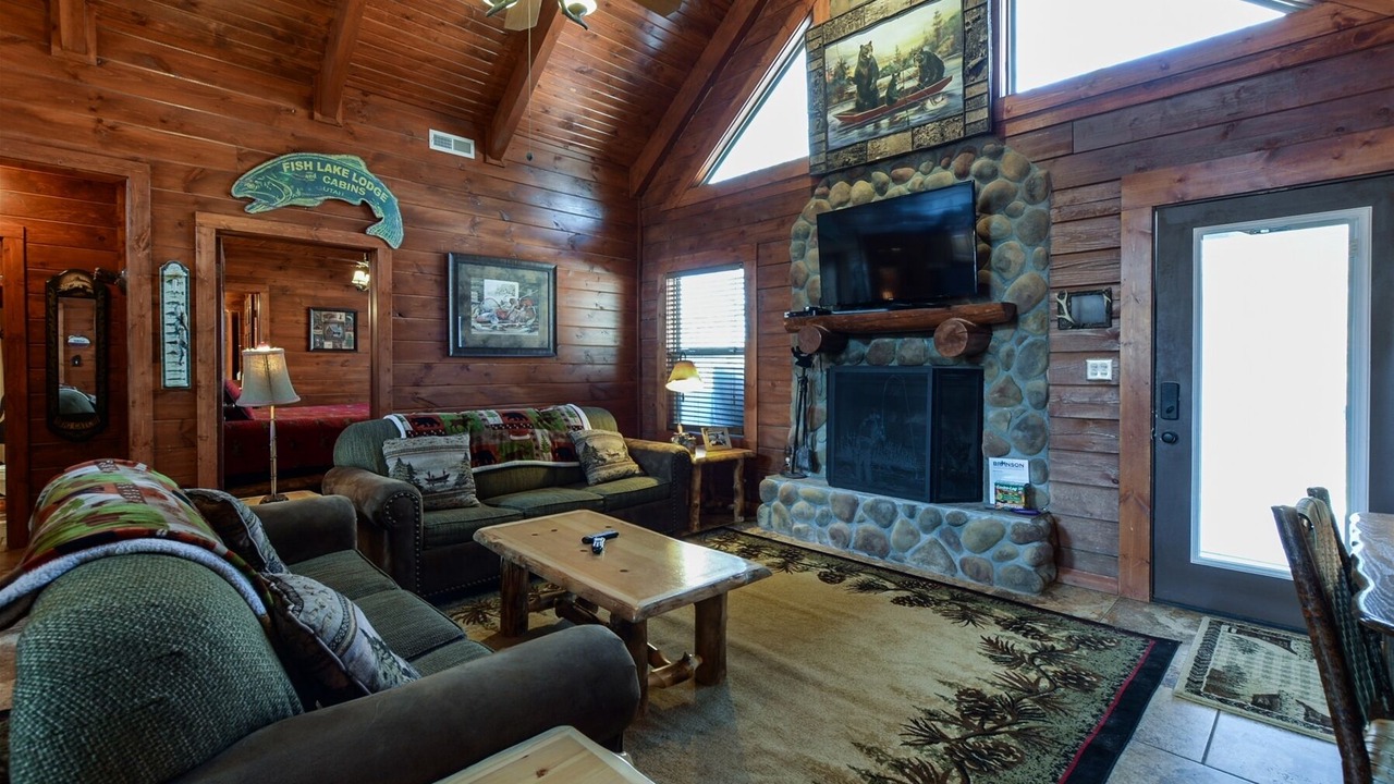 Photo of Livingroom in Branson Cedars