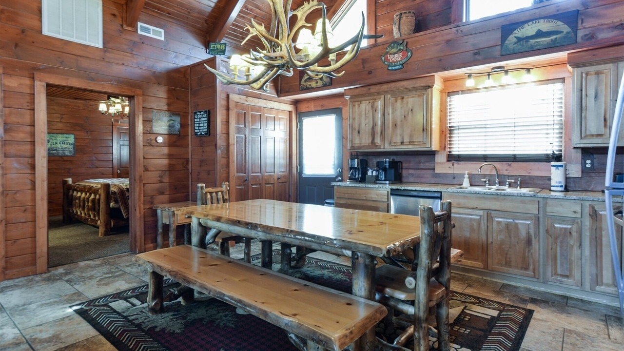 Photo of Kitchen in Branson Cedars
