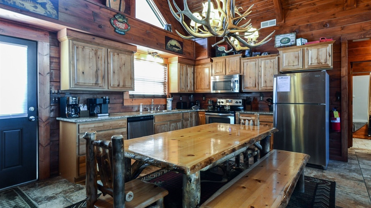 Photo of Kitchen in Branson Cedars