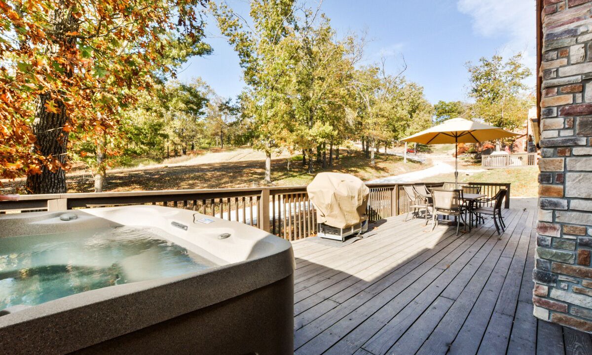 Photo of Outdoor in Branson Cedars