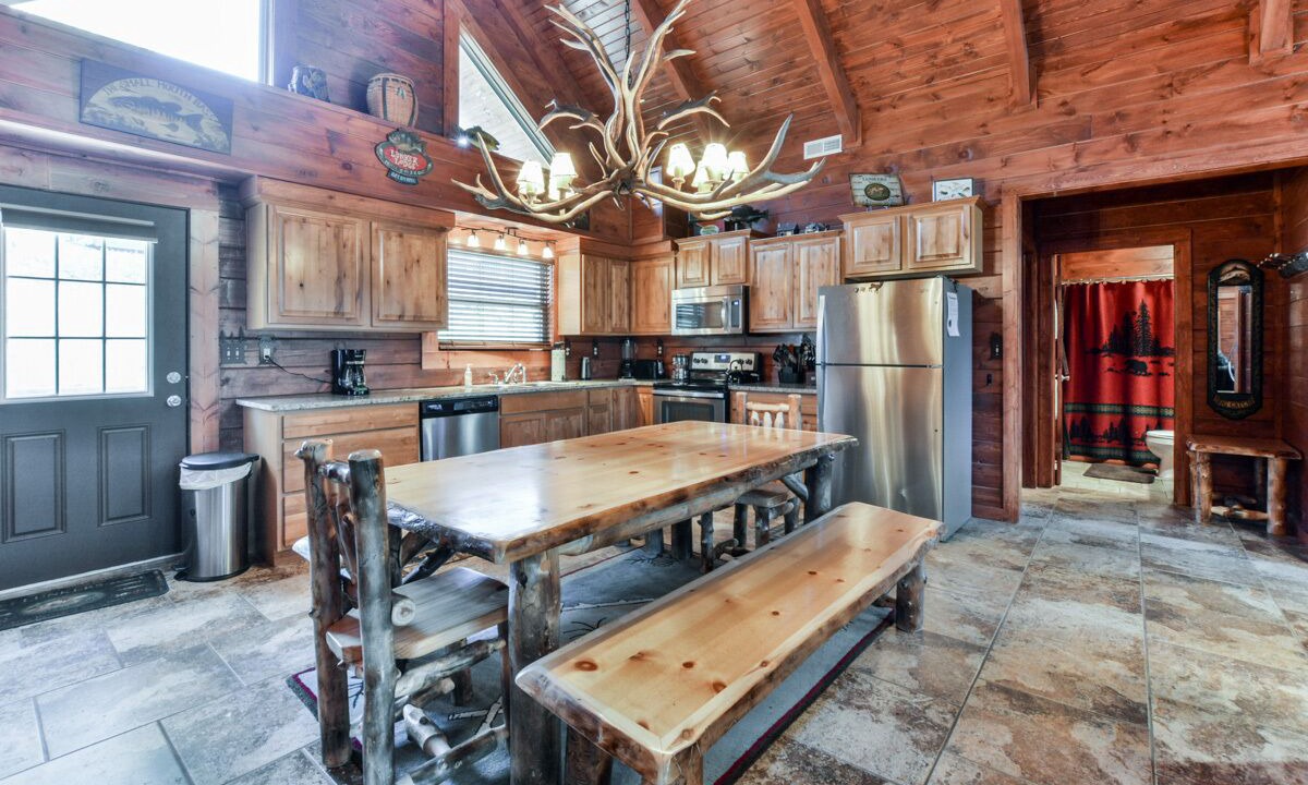 Photo of Kitchen in Branson Cedars