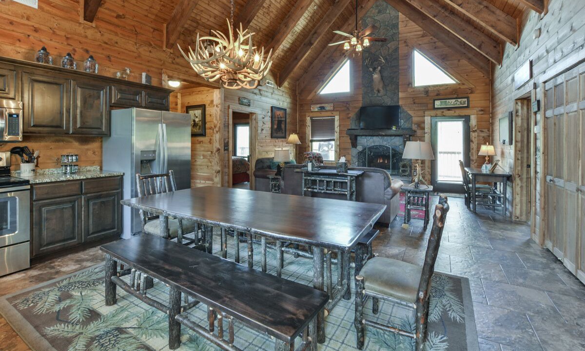 Photo of Kitchen in Branson Cedars
