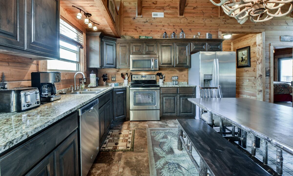 Photo of Kitchen in Branson Cedars