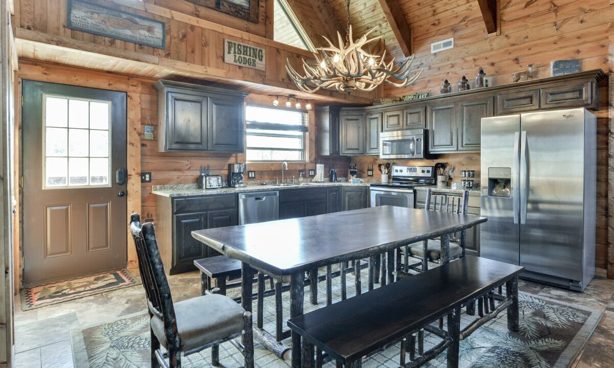 Photo of Kitchen in Branson Cedars
