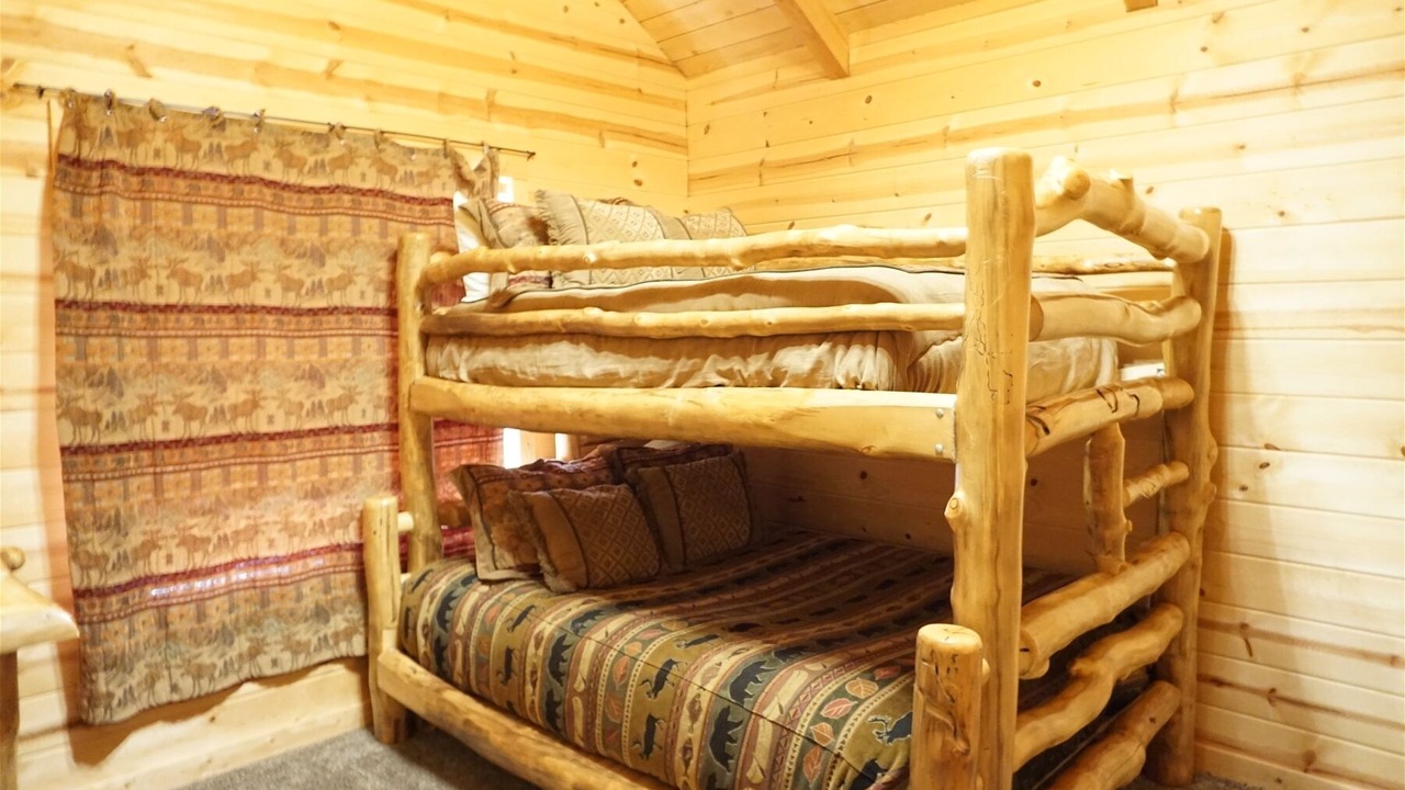 Photo of Others in Branson Cedars