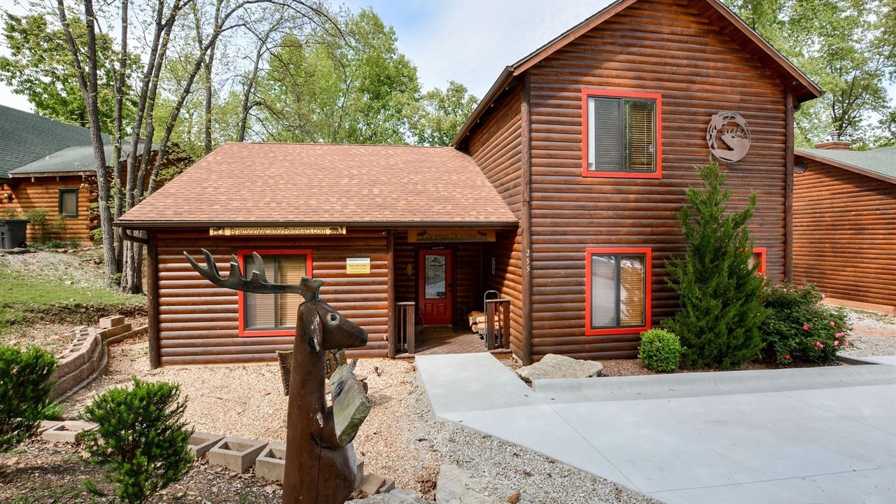 Photo of Outdoor in Branson Cedars