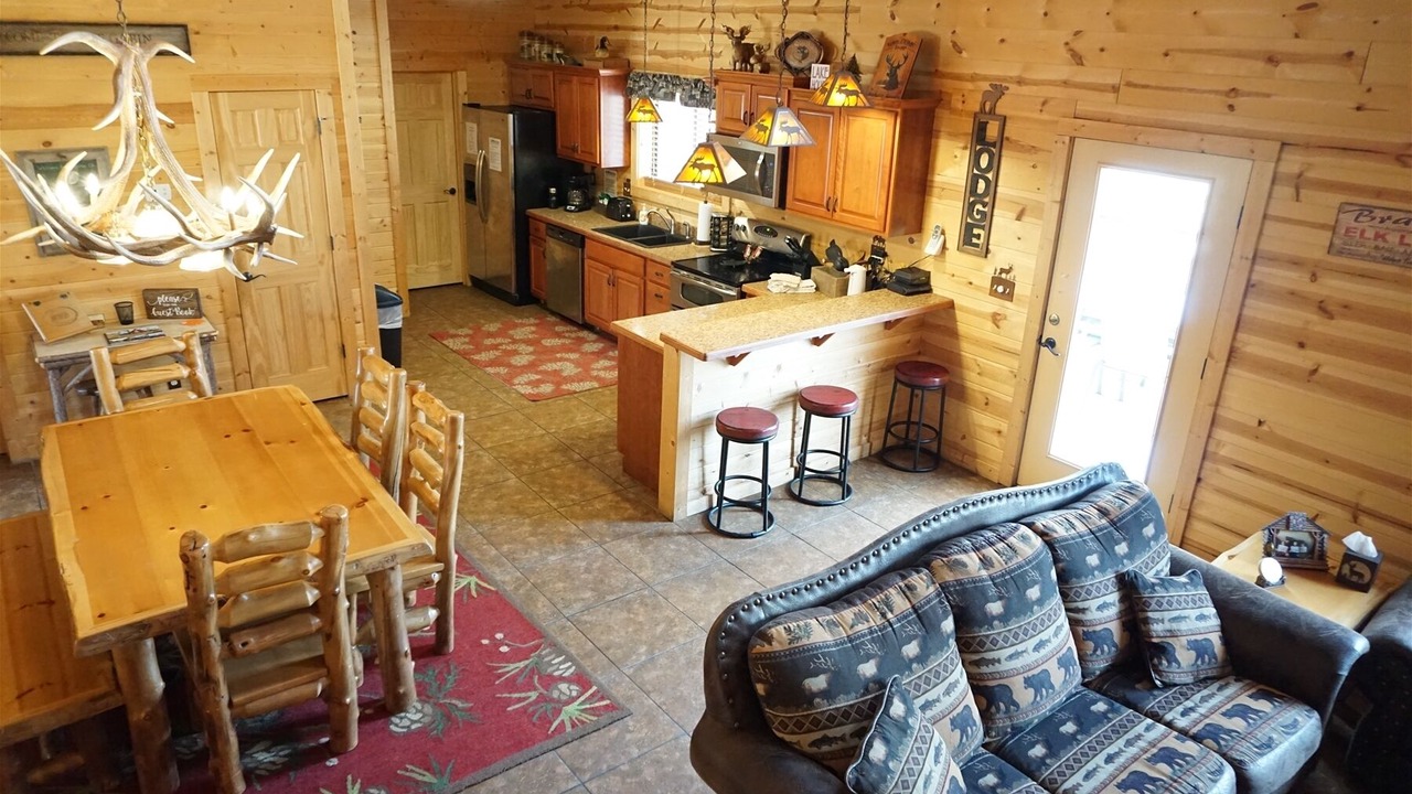 Photo of Livingroom in Branson Cedars