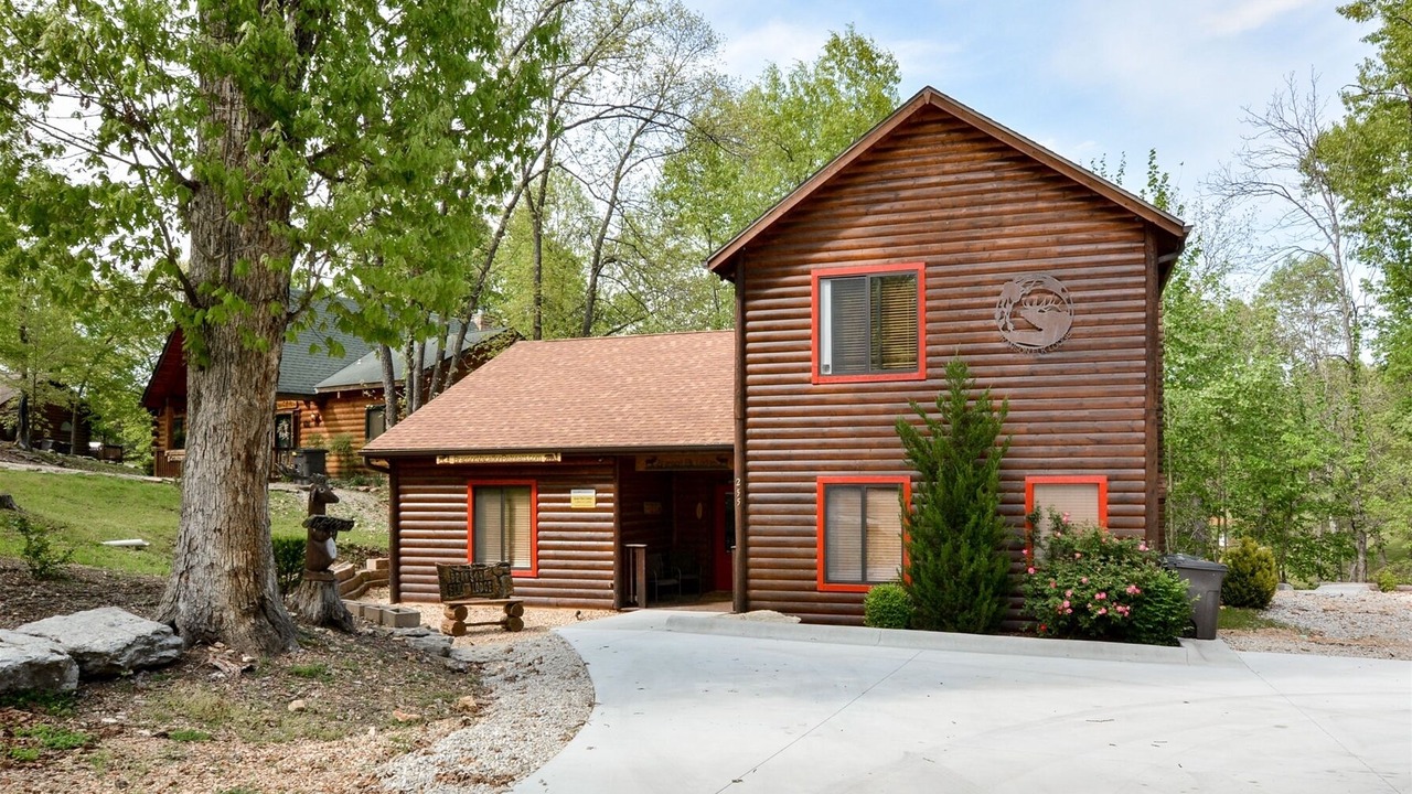 Photo of Outdoor in Branson Cedars