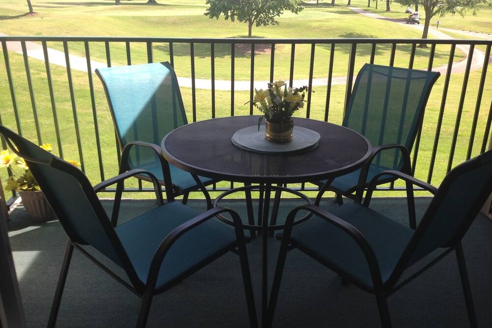 Photo of Patio Balcony in Branson