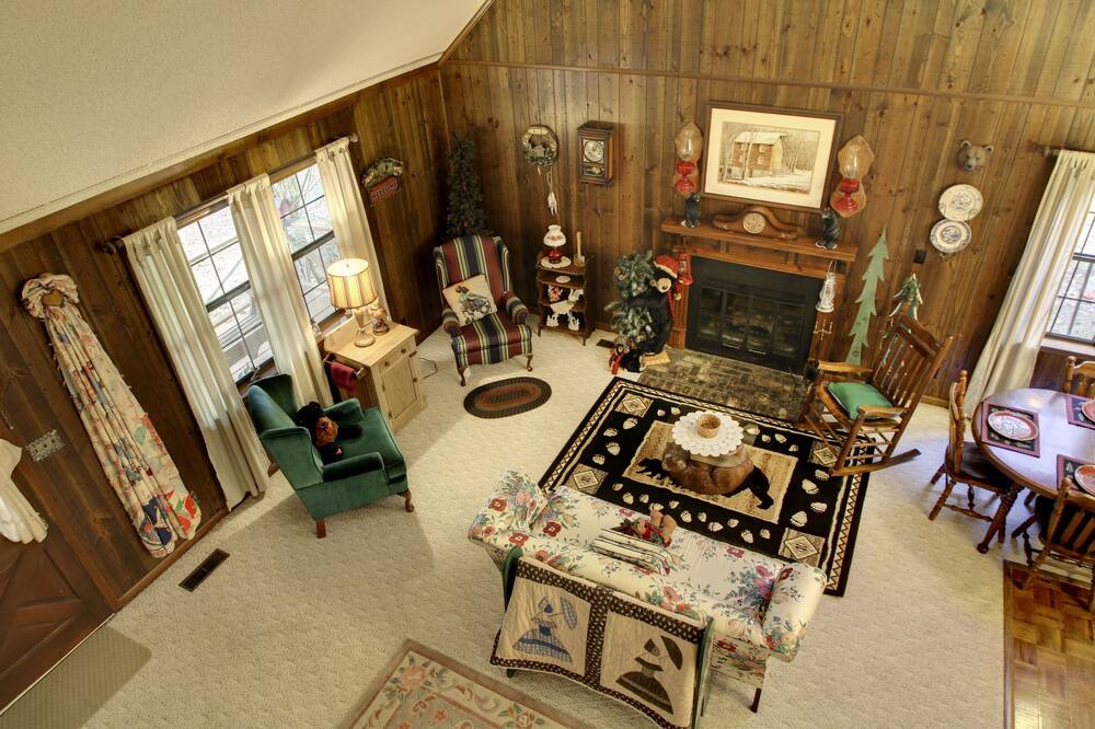 Photo of Livingroom in Benton