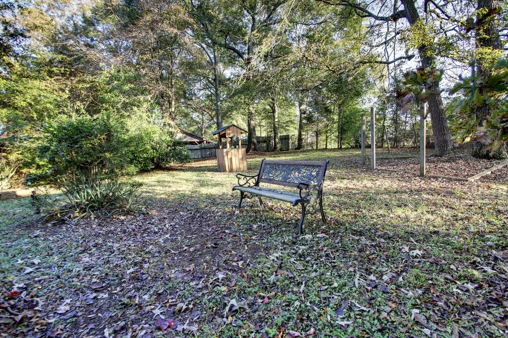 Photo of Outdoor in Benton