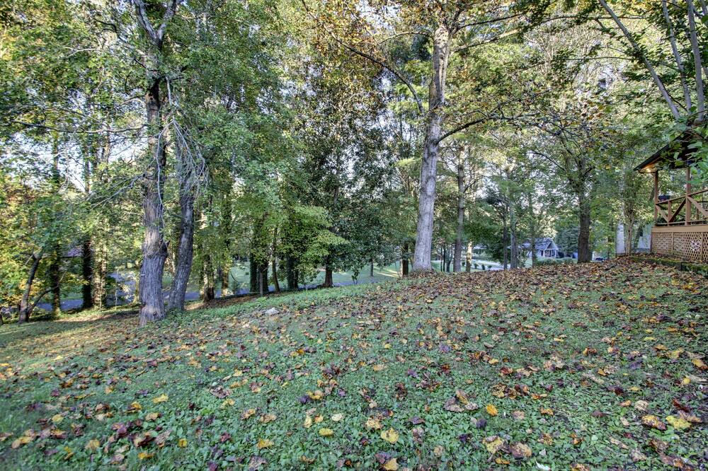 Photo of Outdoor in Benton