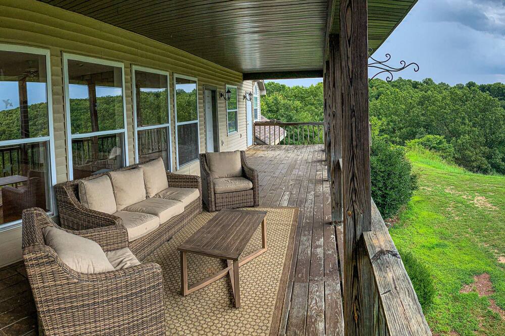 Photo of Patio Balcony in Branson