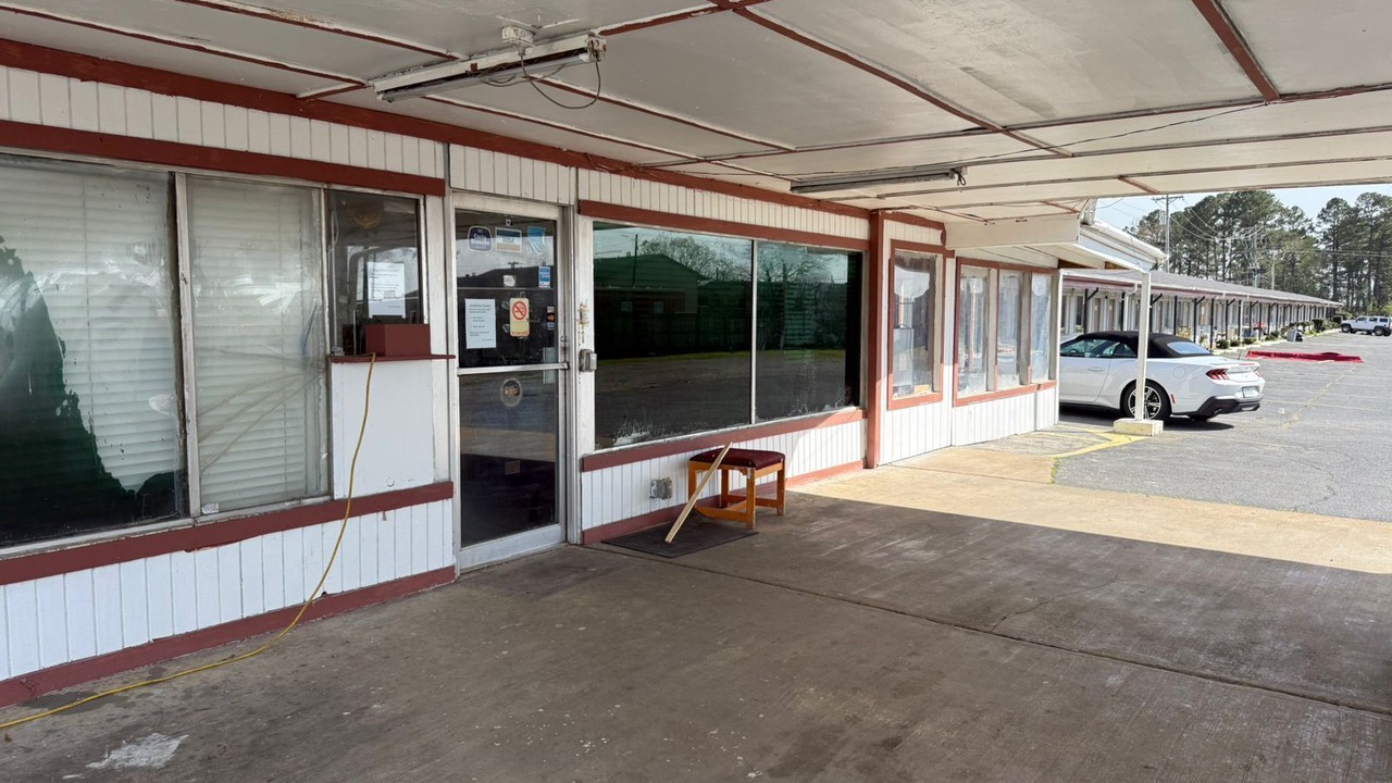 Photo of Outdoor in Benton