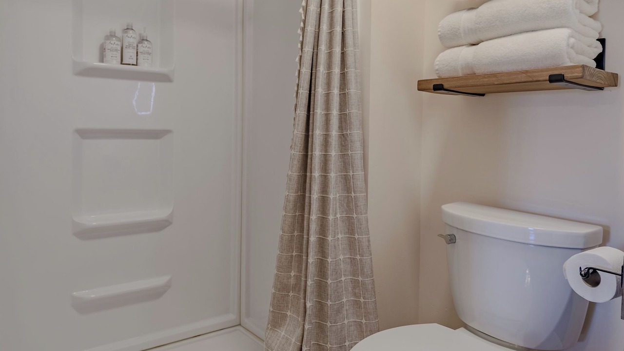 Photo of Bathroom in Whitley City