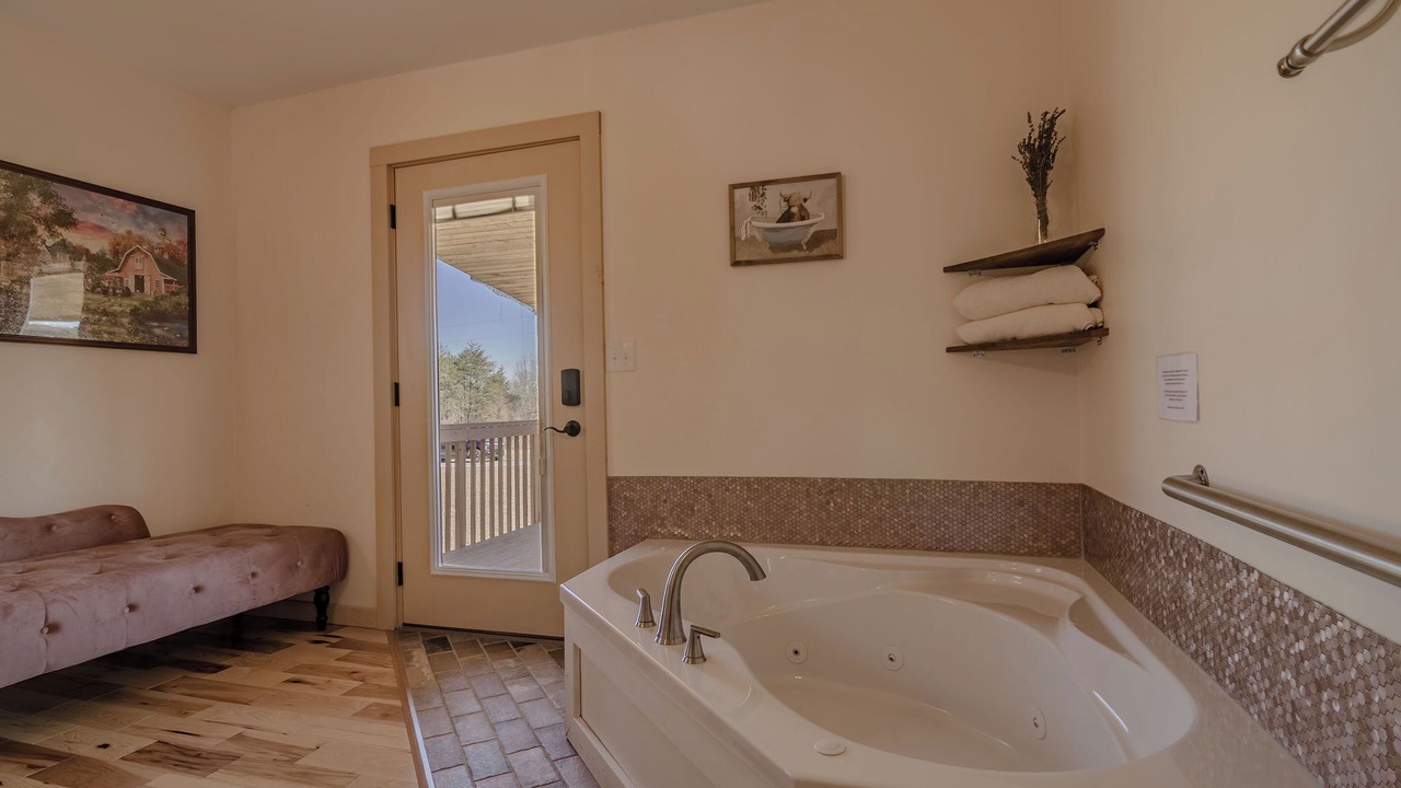 Photo of Bedroom in Whitley City
