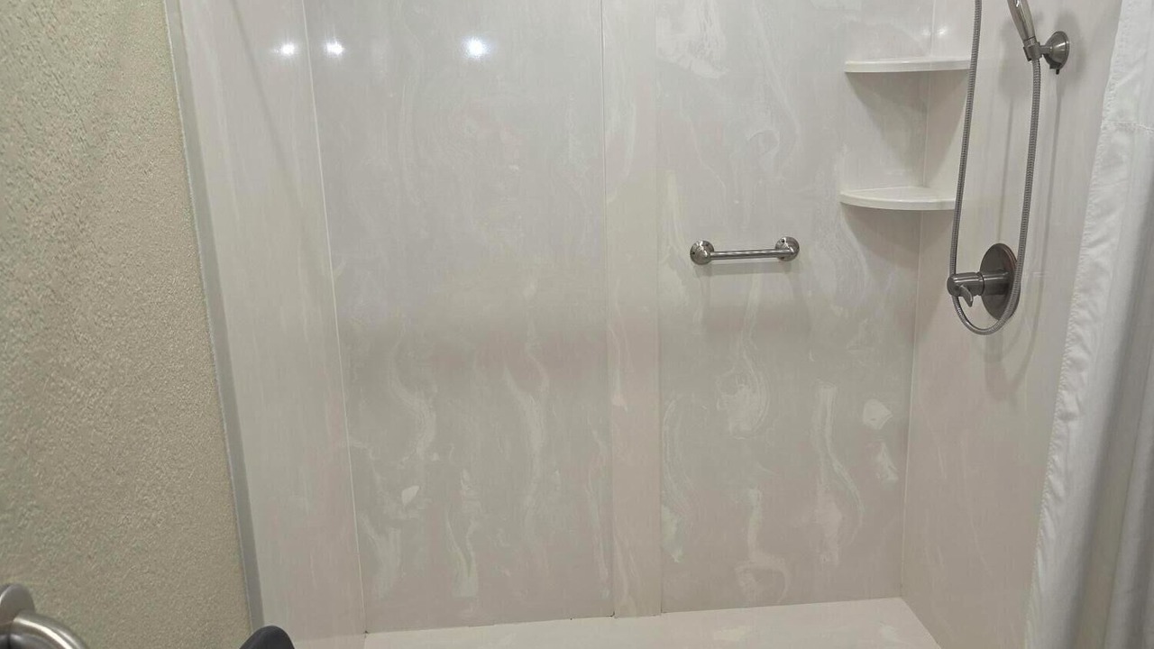 Photo of Bathroom in Stigler