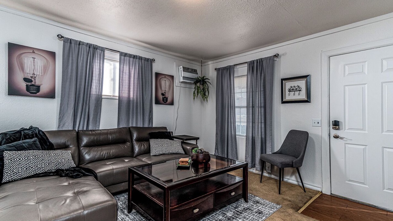 Photo of Livingroom in Borger