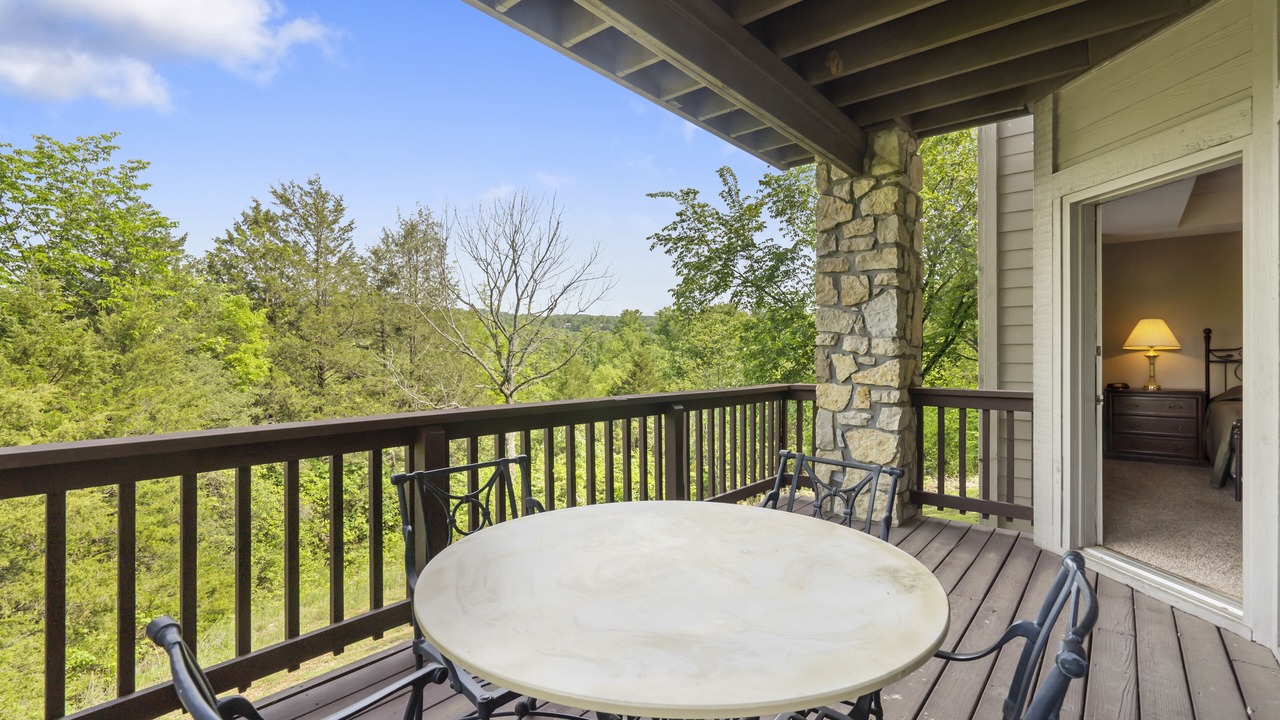 Photo of Patio Balcony in Branson West